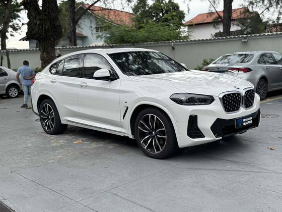 BMW X4 2.0 16V GASOLINA XDRIVE30I M SPORT STEPTRONIC BMW X4 2.0 16V GASOLINA XDRIVE30I M SPORT STEPTRONIC